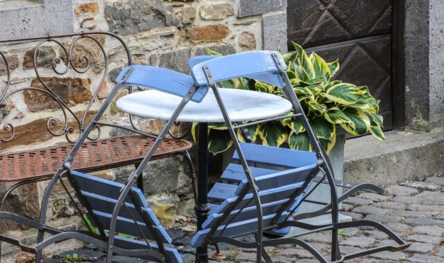 break, coffee shop, comfortable, meet, together, architecture, relaxation, communication, person, connection chairs, table, metal bench, housewall, door, paving stones