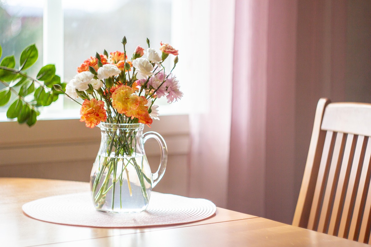 flowers, table, flower wallpaper, vase, bouquet, window, beautiful flowers, carnation, flower background, nature, dianthus