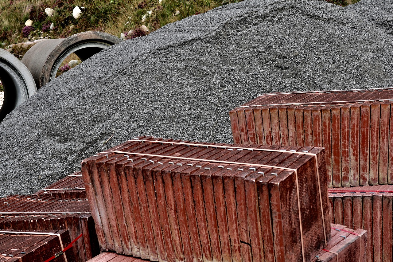 construction site, building materials, housebuilding, new building, to build, work, building, material, construction, reinforced concrete, stole, construction material, construction work, brick, tube, rods, mixed up, debris, old, broken, destruction, demolition, building rubble, decay, dismantling, disintegrate